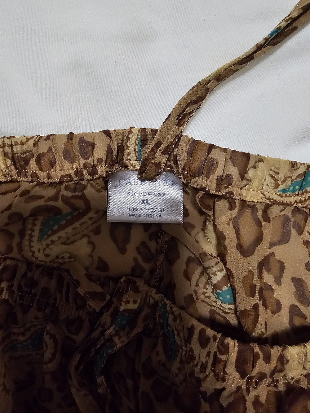 3- Piece Vintage Set Brown Paisley Leopard Print Long Sleeve Robe with Satin Tie - Picture 6 of 7